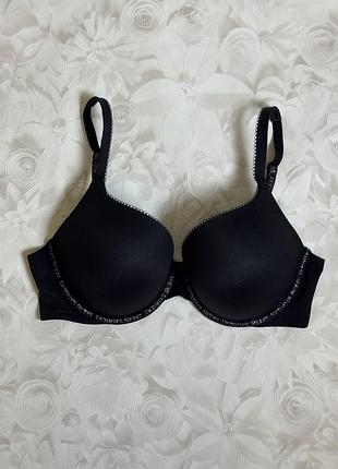 80d гладкий бюстгальтер victoria's secret з мерехтливим логотипом оригінал