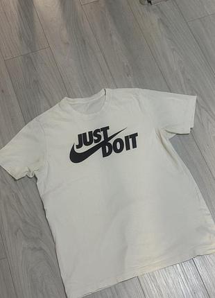 Футболка nike sportswear "just do it" біла, розмір l (оригінал, ar5006-100)