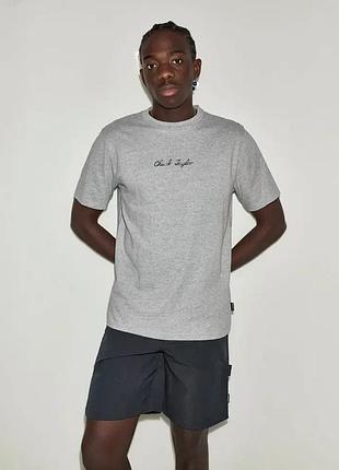 Чоловіча футболка converse t-shirt cvm6t327-m6x