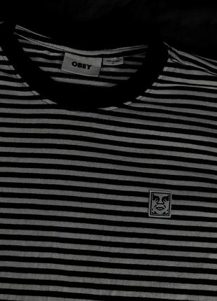 Лонг від бренду obey