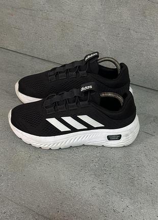 Оригінальні кросівки adidas