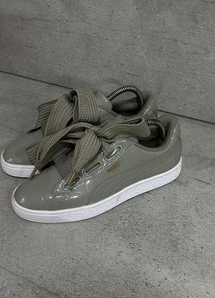 Оригінальні жіночі кросівки puma