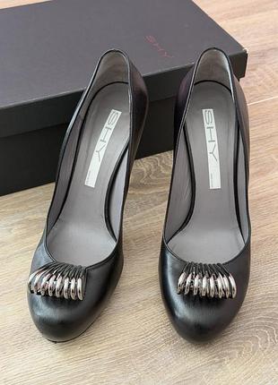 Туфлі shy made in italy