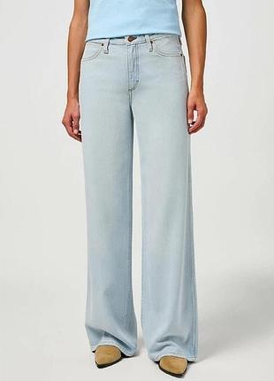 Джинсі wrangler world wide superfade