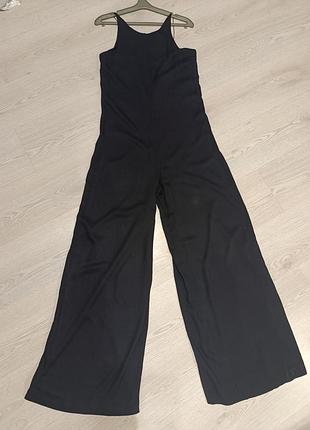 Нереально крутой черный комбинезон от mango (линейка suit) с открытой спиной