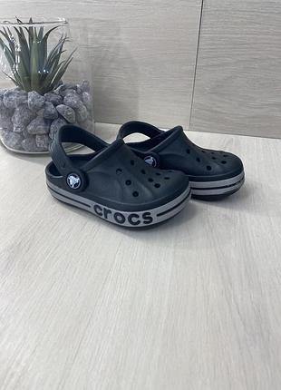 Crocs шльопанці