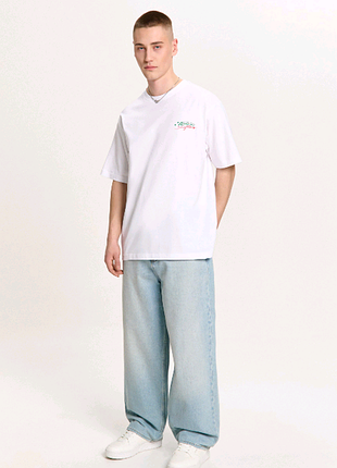 Футболка с принтом cropp 640hy-00x comfort fit белая р. м, l, xl
