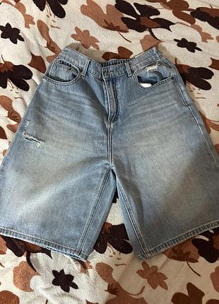 Продам жіночі шорти baggy