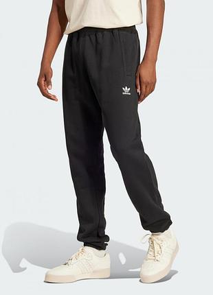 Штани adidas ess pants ft jd2422 s