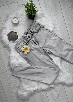 Стильні світлі джинси-скінні stradivarius ✅ by mariiahuts.clothes 🤎