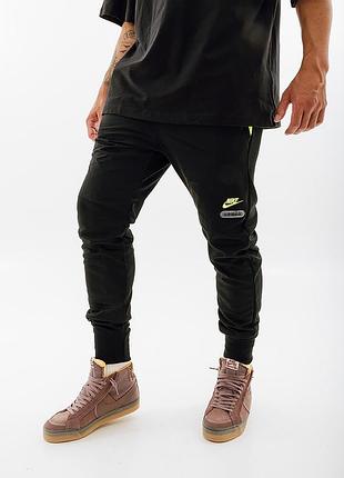 Штани nike m nsw air max pk jogger fb1436-010