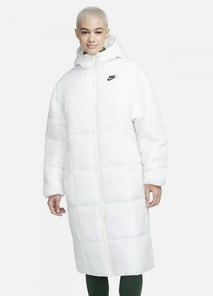 Парка жіноча nike sportswear classic puffer therma-fit loose hooded parka white fb7675-133