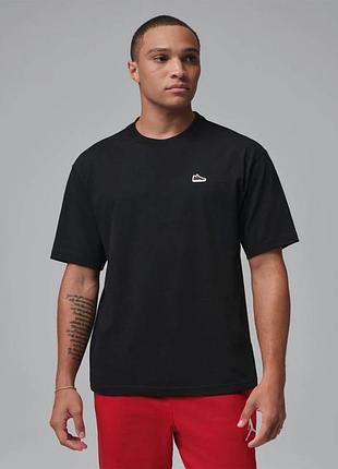 Футболка чоловіча jordan brnd br snkr pch ss crw (if3107-010) if3107-010
