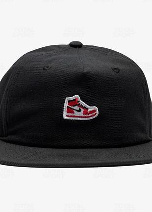 Бейсболка jordan pro cap sneaker patch hv1169-010