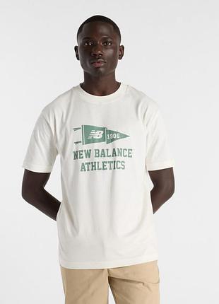 Футболка varsity pennant mt51924sst new balance l белый mt51924sst xl