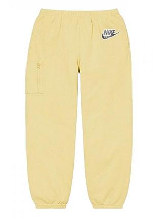Штани nike x supreme cargo sweatpants ss21 yellow db2843-721