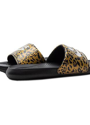 Жіночі шльопанці стильні повсякденні найк оригінал nike w victori one slide print cn9676-700