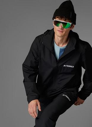 Куртка mt ess 2l r jkt jm8692 adidas l чорний jm8692