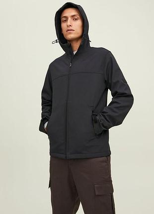 Куртка jjemarvin hood softshell noos 12212363-black jackandamp;jones m чорний 12212363-black