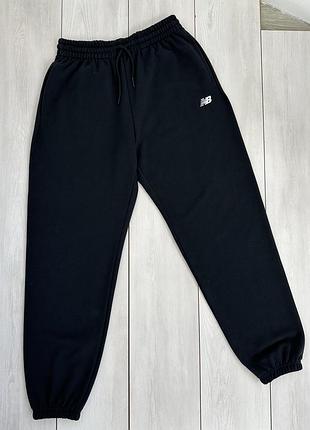 Штани спортивні new balance