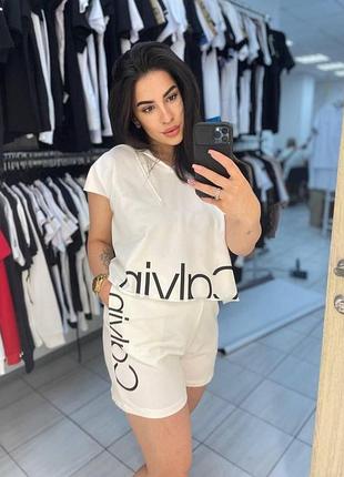 Костюм жіночий calvin klein білий