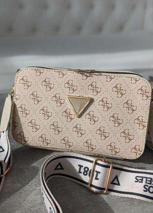 Жіноча сумка guess бежева