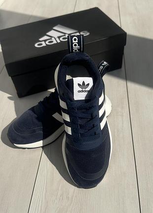 Кросівки adids 2