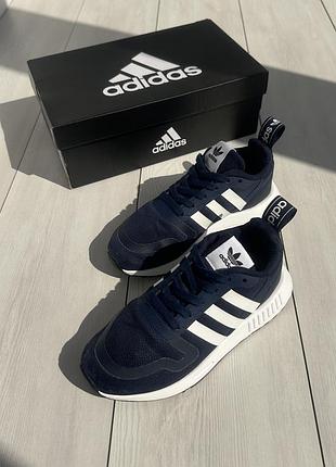 Кросівки adids