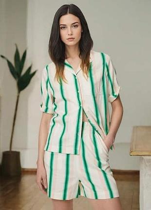 Костюм з шортами m&s р.8