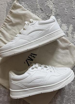 Чоловічі кеди zara