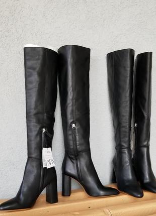 Высокие кожаные сапоги zara