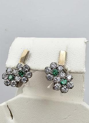 Сережки серебряные с изумруд фианитом и золотыми пластинами 3,63 г