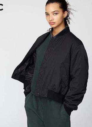 Куртка-бомбер uniqlo