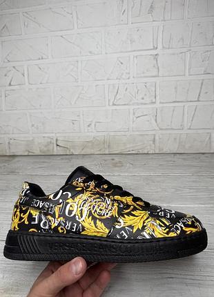 Модные кроссовки vers versace jeans couture