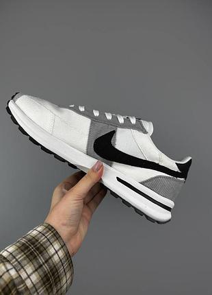 Nike cortez white 4