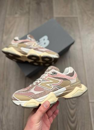 Стильні жіночі кросівки new balance 9060 beige pink