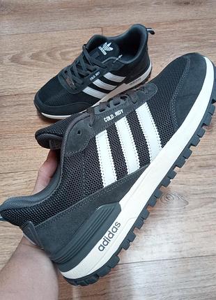 Кроссовки adidas 2