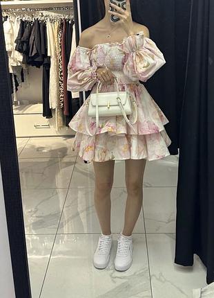 Сукня пишна коротка