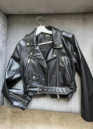 Курточка zara