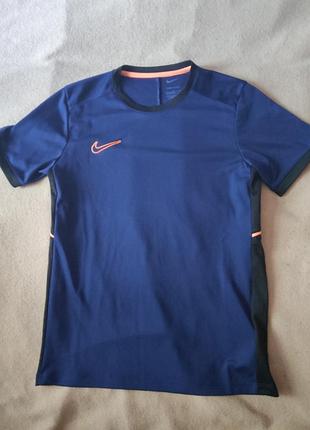 Футболка спортивна  nike dri fit
