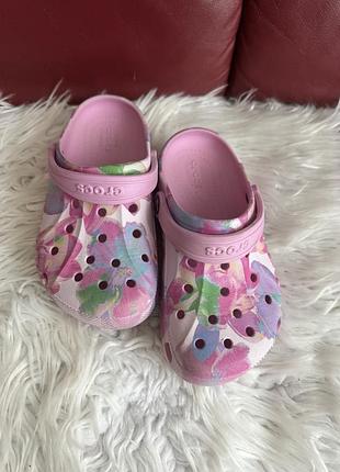 Шлепки детские розовые crocs
