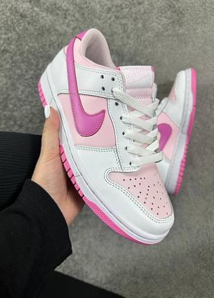 Nike sb dunk pink white