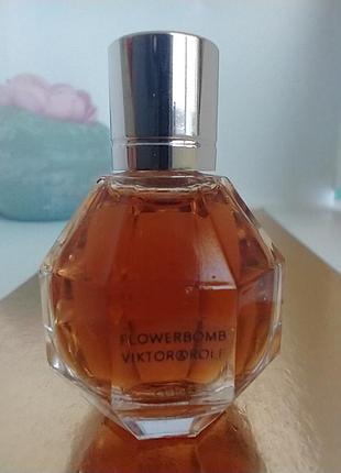 Flowerbomb viktor&rolf миниатюра 7мл