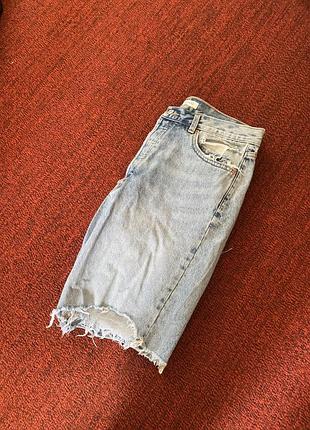 Чоловічі джинсові шорти zara