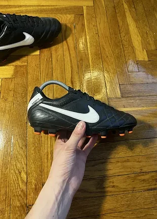 (40,5 размер, 25,5см) nike tiempo черные бутсы чорні буци бутси копочки сороконожки футзалки