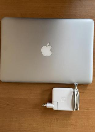 Ноутбук macbook pro 13' mid 2012