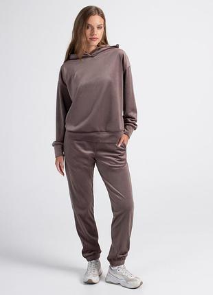 Жіночий велюровий комплект: худі та штани giulia soft winter 5814/080 m brown-mokko