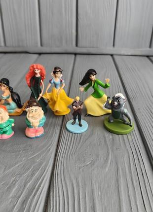 Фигурка десней disney 3