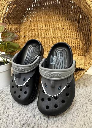 Дитячі крокси сабо kids classic i am shark clog black 🦈