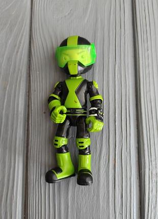 Фигурка бэн 10 ben 10 4